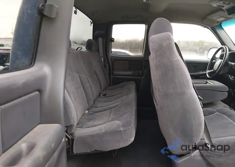 2001 Chevrolet Silverado 1500 Ls z USA, uszkodzony, nr VIN 1GCEK19T51E122408